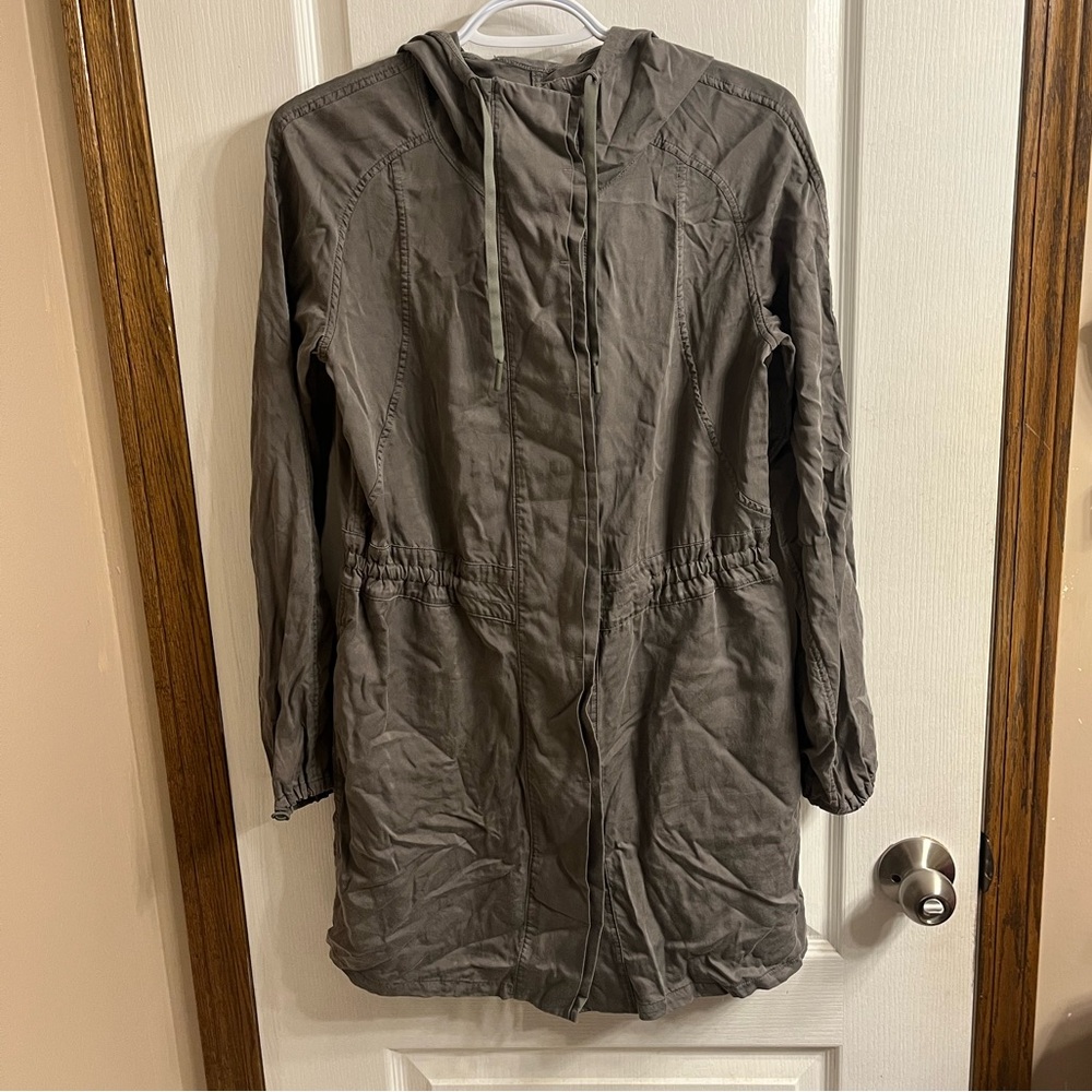 Lululemon City Stroll Jacket - Size 4 - Grey Sage - Picture 6 of 12